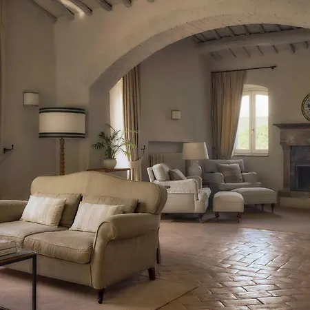 Vila Fattoria Valtellina By Boutique In Chianti *